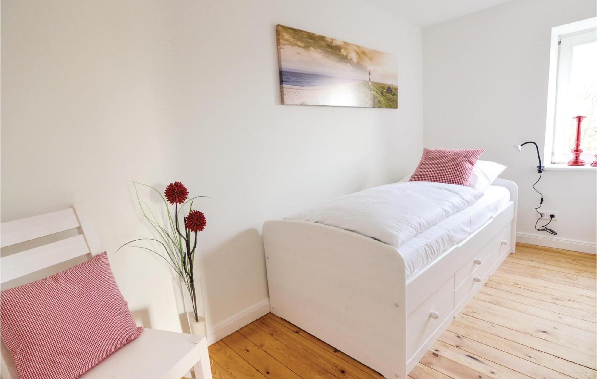 5 Bedroom Beautiful Home In Ockholm Экстерьер фото